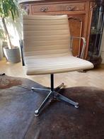 Gereserveerd - Originele Eames stoel- jaren 60-70 met label, Huis en Inrichting, Bureaustoelen, Ophalen, Gebruikt, Beige, Balstoel