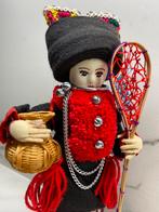 Thaise Yao-cultuur handgemaakt door Youthana jaren ‘60, Verzamelen, Ophalen of Verzenden, Zo goed als nieuw, Pop