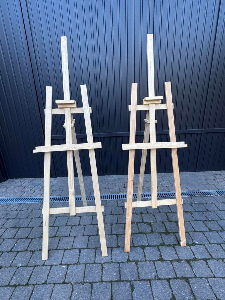 Twee schildersezels, Ophalen, Zo goed als nieuw