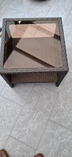 Rieten tafeltje, Overige materialen, Vierkant, 55 tot 75 cm, Zo goed als nieuw