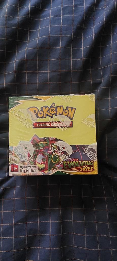 Pokemon Evolving Skies boosterbox, Hobby en Vrije tijd, Verzamelkaartspellen | Pokémon, Nieuw, Boosterbox, Foil, Ophalen