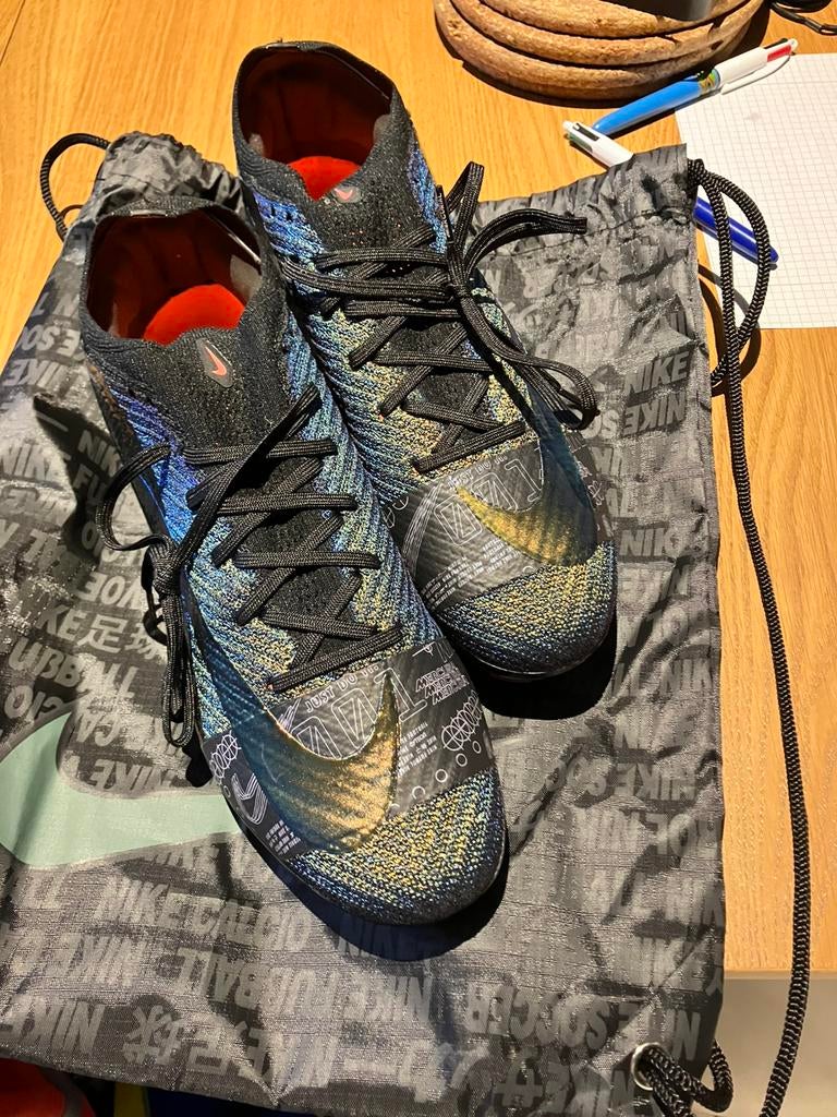 Nike voetbalschoenen Nieuw!, Vêtements | Hommes, Chaussures, Neuf, Enlèvement ou Envoi, Chaussures de sport, Noir