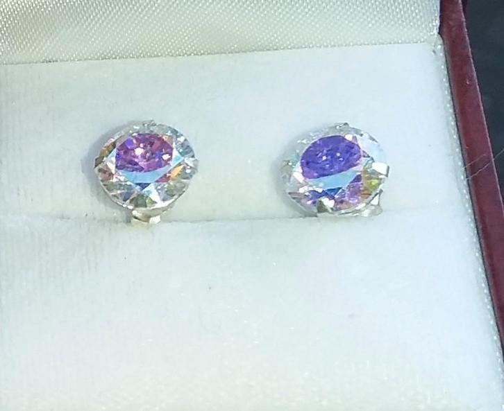 Mooi oude oorstekers., Handtassen en Accessoires, Oorbellen, Verzenden