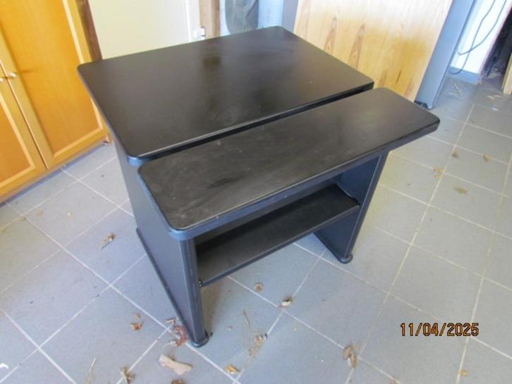 bureau/pc-tafel, Huis en Inrichting, Bureaus, Gebruikt, Bureau, Ophalen