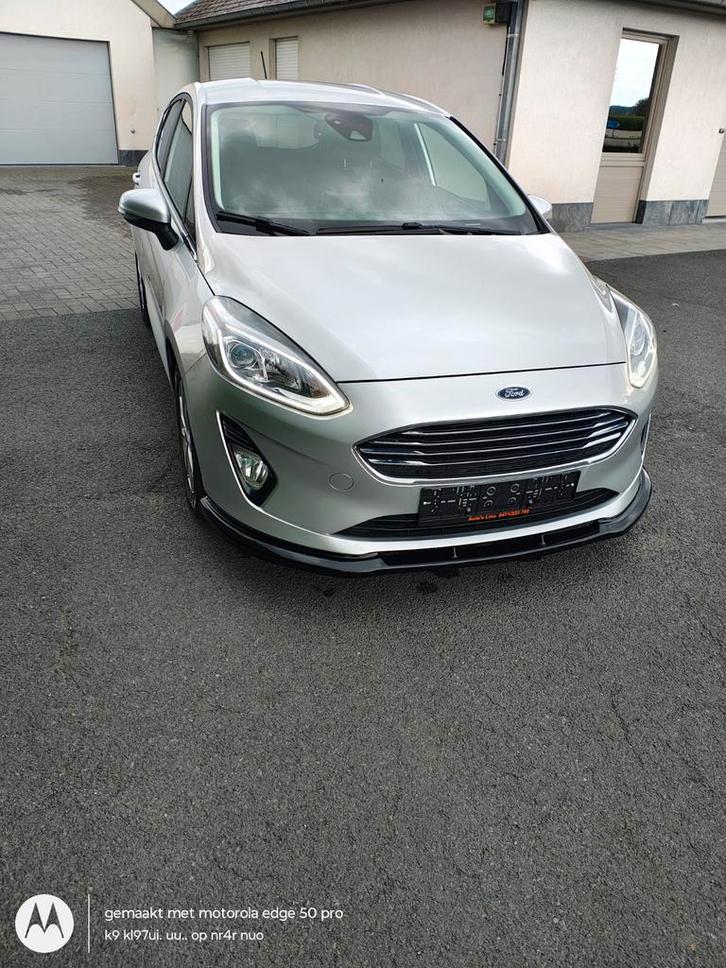 Ford fiesta, Auto's, Ford, Bedrijf, Bluetooth, Centrale vergrendeling, Cruise Control, Metaalkleur, Regensensor, Benzine, Handgeschakeld