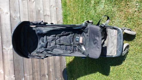 Handige plooibuggy Mountain, Kinderen en Baby's, Buggy's, Gebruikt, Overige merken, Regenhoes, Verstelbare rugleuning, Zonnekap