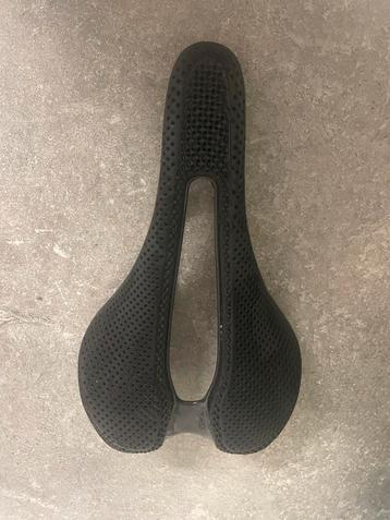 Fietszadel 3d print samassi beschikbaar voor biedingen
