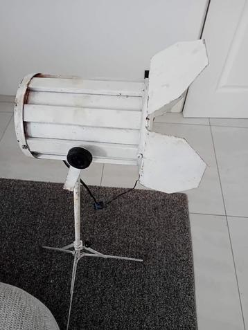 Rare lampadaire des années 1960., Enlèvement ou Envoi