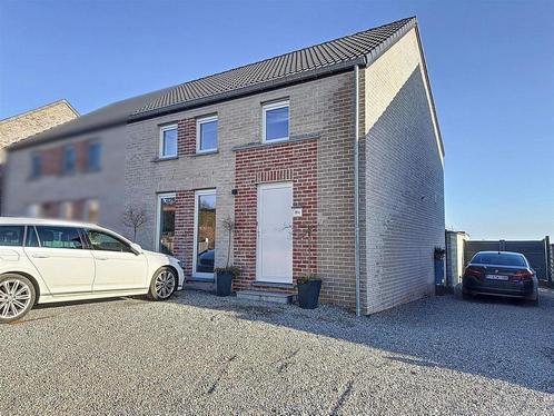 Huis te koop in Lesve, 3 slpks, Immo, Huizen en Appartementen te koop, Vrijstaande woning