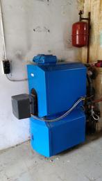 Stookolieketel Buderus met Weishaupt brander, Ophalen, Hoog rendement (Hr), Cv-ketel of Combi-ketel, Minder dan 60 cm