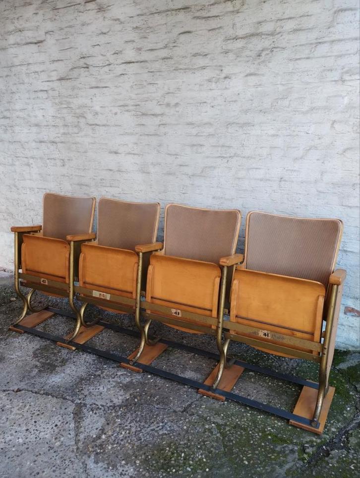 Mooie set cinemastoelen in zeer goede staat...0478028005, Antiek en Kunst, Antiek | Meubels | Stoelen en Sofa's, Ophalen of Verzenden