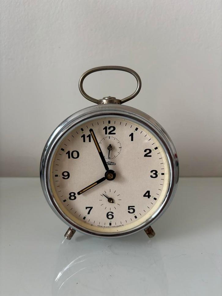 Vintage retro Prim wekker - werkt, Antiek en Kunst, Antiek | Klokken, Ophalen of Verzenden