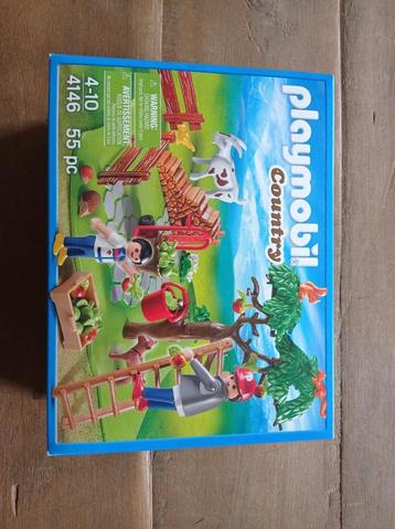 Jeu playmobil country ' la ferme ' neuf