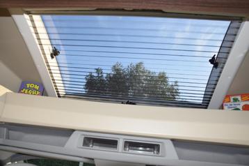 Nieuwe Dometic sierkader voor skyroof - plaatsing mogelijk beschikbaar voor biedingen