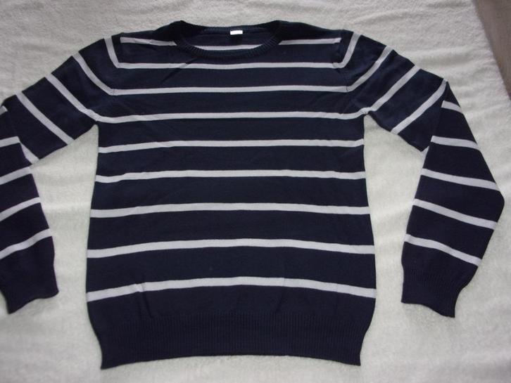 Mooie jongens trui. Maat 146-152, Kinderen en Baby's, Kinderkleding | Maat 146, Zo goed als nieuw, Jongen, Trui of Vest, Ophalen of Verzenden