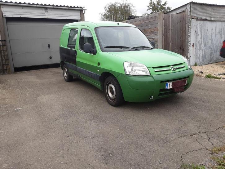 berlingo utilitaire 1.9d 2005( un bas de cesse a souder), Auto's, Bestelwagens en Lichte vracht, Particulier, Citroën, Diesel
