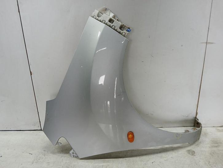 SPATBORD RECHTS VOOR Daewoo / Chevrolet Spark, Auto-onderdelen, Carrosserie, Spatbord, Daewoo, Voor, Rechts, Gebruikt