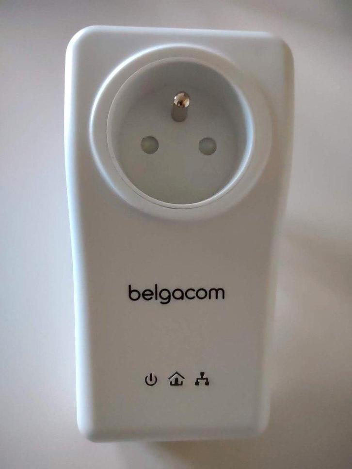 Drie Powerline Proximus (PLC)-adaptors, Computers en Software, Powerlines, Zo goed als nieuw, Ophalen