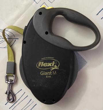 Flexi Giant M hondenriem beschikbaar voor biedingen