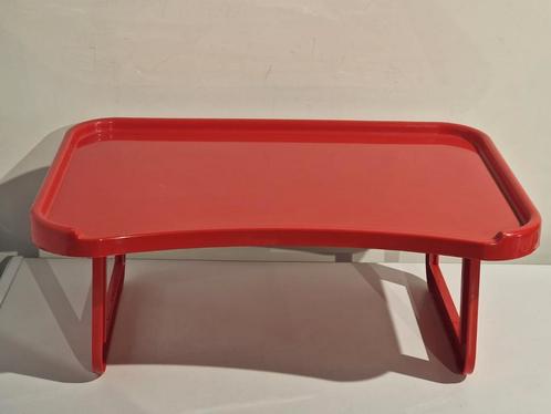 Kartell , design by Olaf von Bohr , inklapbaar made in Italy, Huis en Inrichting, Tafels | Bijzettafels, Zo goed als nieuw, Ophalen of Verzenden