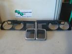 Calandre d'un BMW 3-Serie (3-Serie 82-), -, 3 mois de garantie, Utilisé, -