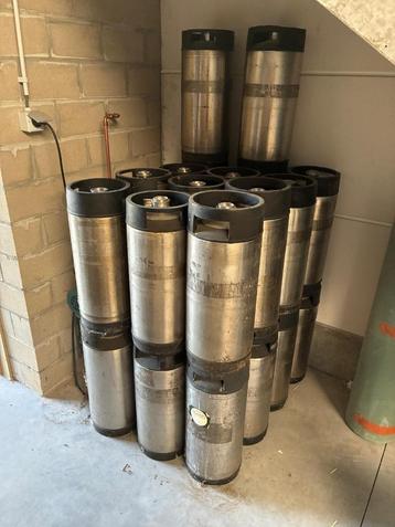 inox vaten beschikbaar voor biedingen