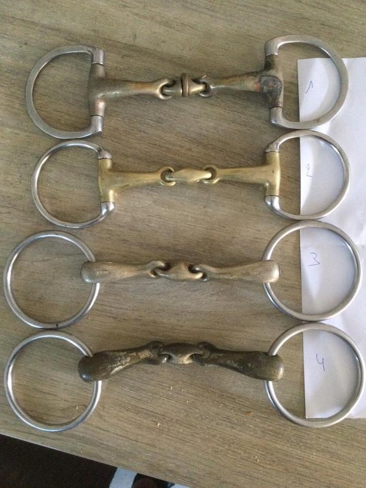 Lot bitten, Dieren en Toebehoren, Paarden en Pony's | Hoofdstellen en Tuigage, Zo goed als nieuw, Ophalen of Verzenden