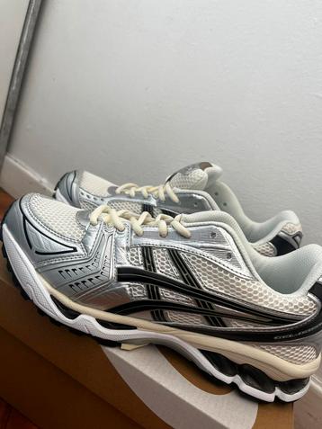 Asics gel kayano 14 beschikbaar voor biedingen