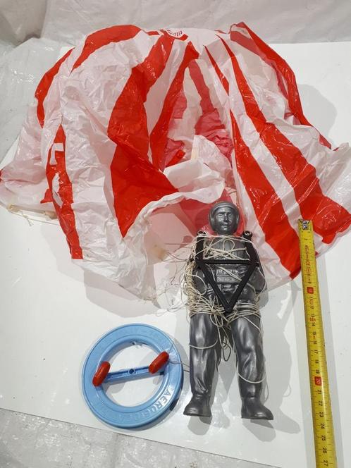 Vintage speelgoed - parachutevlieger 1968, Verzamelen, Speelgoed, Zo goed als nieuw, Ophalen of Verzenden