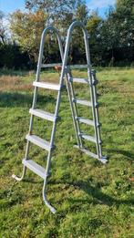 GRATIS - Ladder voor zwembad, Tuin en Terras, Ophalen, Gebruikt, Ladder