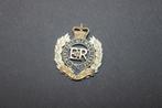 Cap Badge Royal Engineers na de Tweede Wereldoorlog. Bi-kleu, Ophalen of Verzenden, Landmacht, Embleem of Badge