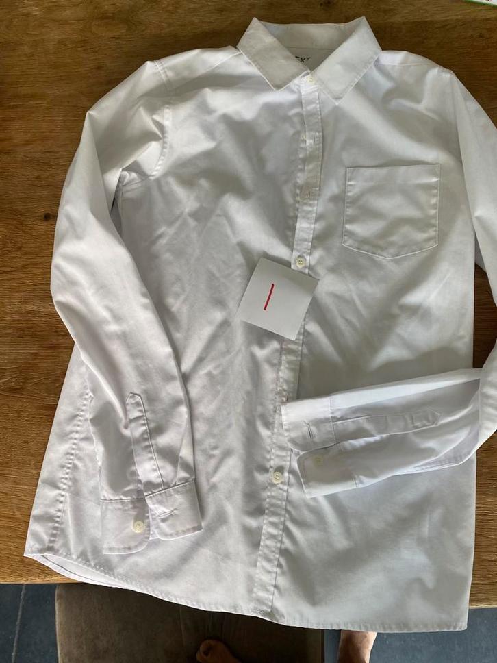 LAATSTE STUKS: Witte (uniformhemden) hemden 12-14 jaar, Diversen, Schoolbenodigdheden, Zo goed als nieuw, Ophalen