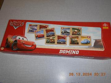 verschillende domino's beschikbaar voor biedingen