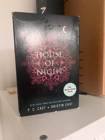 P.C. Cast, Kristin Cast - house of night - EN beschikbaar voor biedingen