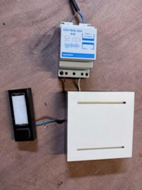 Volledige ding dong deurbel installatie, Huis en Inrichting, Deurbellen, Gebruikt, Bedraad, Ophalen of Verzenden
