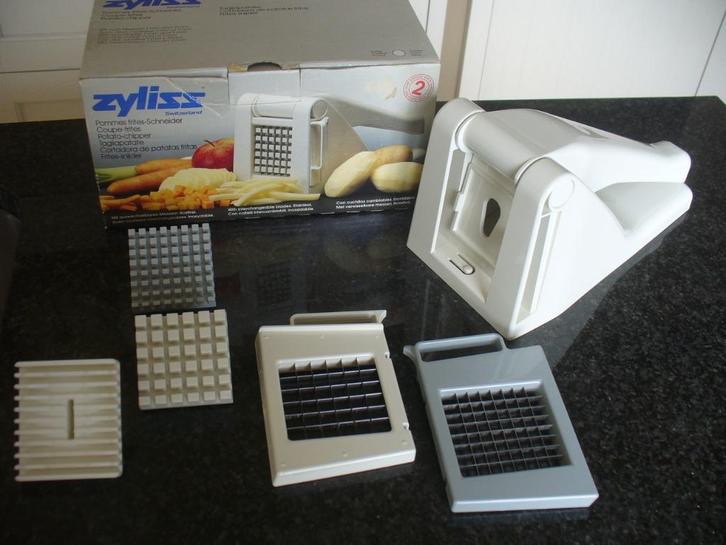 Friet snijapparaat :   “Zyliss”   NIEUW, Huis en Inrichting, Keuken | Keukenbenodigdheden, Ophalen