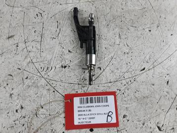 INJECTOR BRANDSTOF Mini Clubman (F54) (0261500140), Auto-onderdelen, Gebruikt, Mini