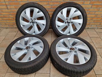 Winterbanden volkswagen Golf 8 beschikbaar voor biedingen