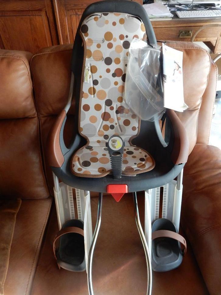 Nieuwe Fietsstoel Qibbel achterzitjes, Fietsen en Brommers, Fietsaccessoires | Fietsstoeltjes, Nieuw, Achterzitje, Voetsteuntjes