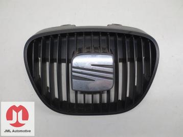 GRILLE MET EMBLEEM LOGO SEAT IBIZA