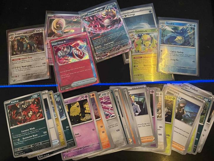 Shrouded fable bulk kaarten, Hobby en Vrije tijd, Verzamelkaartspellen | Pokémon, Zo goed als nieuw, Ophalen