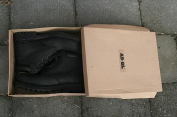 Belgisch leger AB BL Combat 4 (nieuw uit jaren 70) beschikbaar voor biedingen