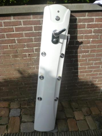 Douche zuil voor in hoek