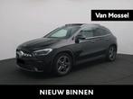 Mercedes-Benz GLA 200 AMG Line + MULTIBEAM LED + PANORAMISCH, Auto's, Mercedes-Benz, Stof, Zwart, 4 cilinders, Zwart
