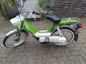 Honda camino 77er groen kader + groene tank  beschikbaar voor biedingen