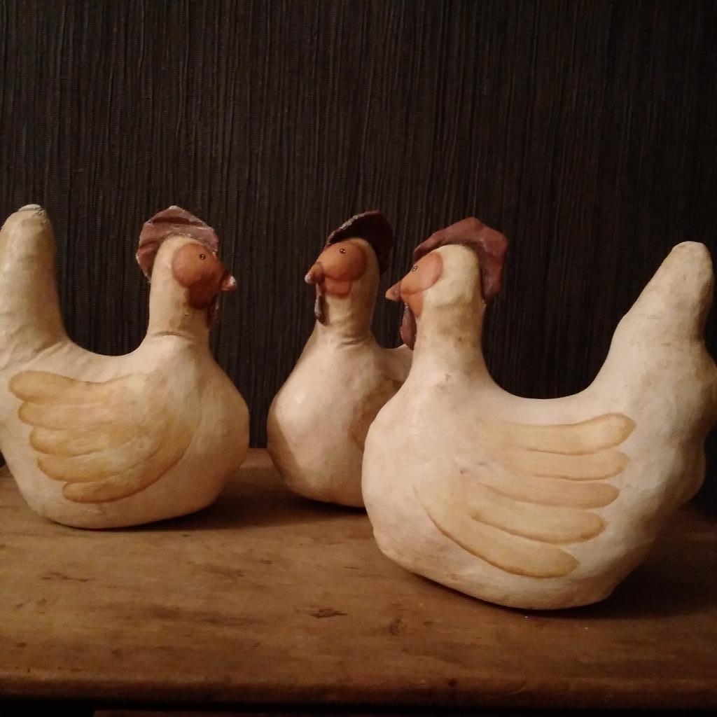 papier-mâche kippen. 3stuks, Ophalen of Verzenden