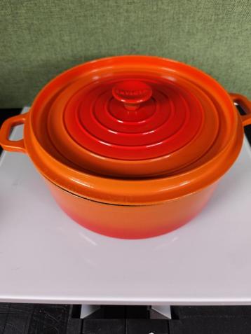 Nieuwe Invictas gietijzeren braadpan van 28 cm beschikbaar voor biedingen