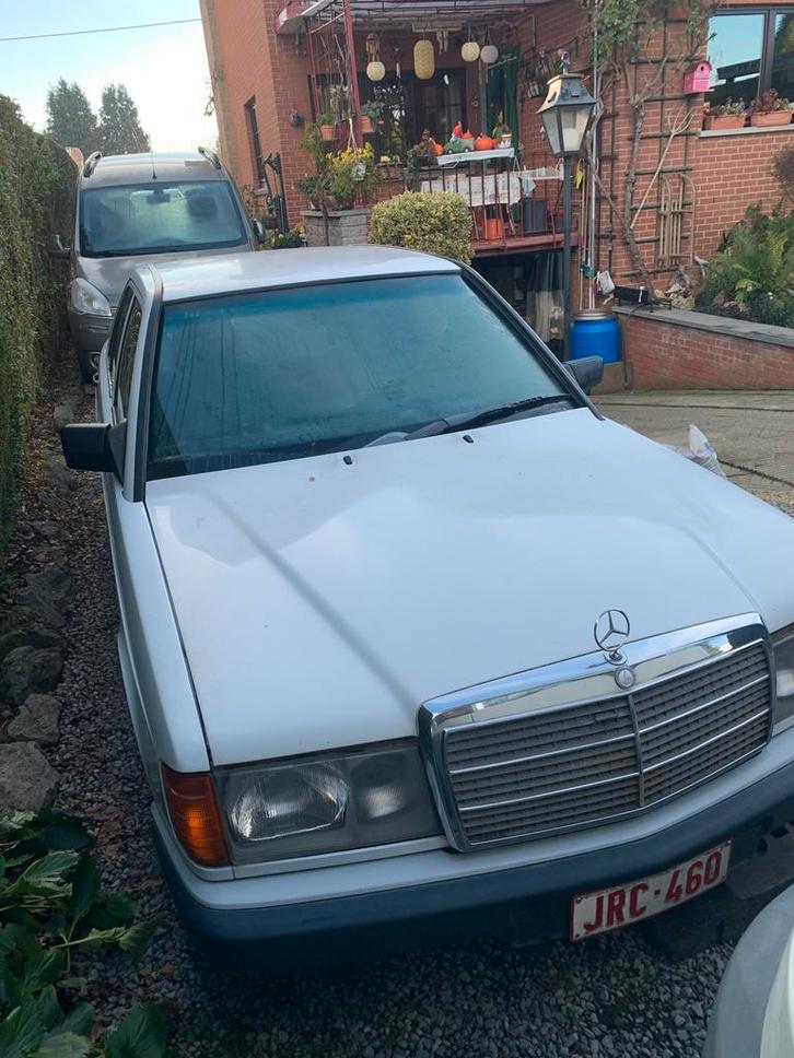 MERCEDES 190 E 1800 CC, Autos, Mercedes-Benz, Particulier, Série 190, Verrouillage central, Essence, 4 portes, Boîte manuelle
