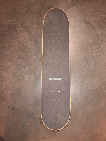 Skateboard 20x80cm beschikbaar voor biedingen