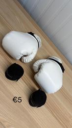 Boks/Karate handschoenen, Sport en Fitness, Ophalen of Verzenden, Zo goed als nieuw